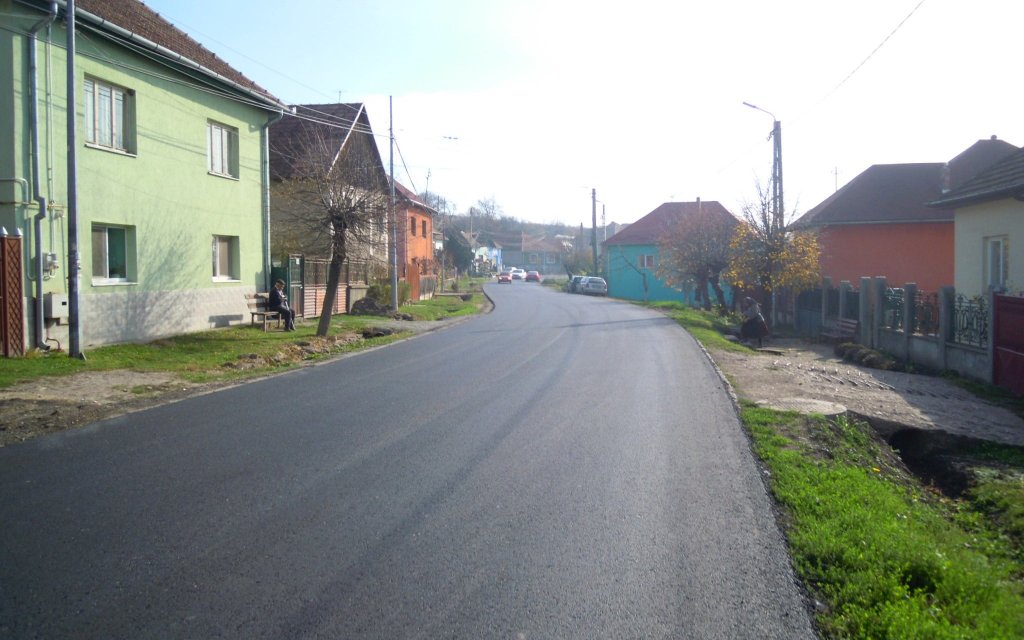 Se reiau lucrările de modernizare pe un important drum județean din Cluj