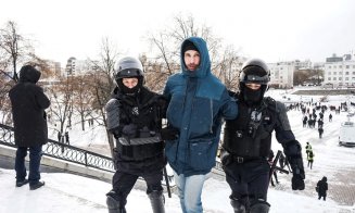 Probleme mari în Rusia. Mii de persoane au fost reţinute la protestele anti-război