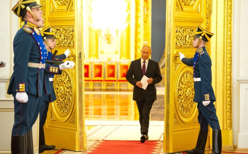 Andrei Pleșu: Trăim o prăbușire planetară a IQ-ului, o PANDEMIE de PROSTIE. Putin NU poate fi oprit din afara Rusiei