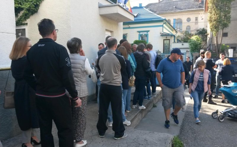 Program PRELUNGIT a doua oară la Serviciul de PAȘAPOARTE Cluj. Se va lucra inclusiv SÂMBĂTĂ