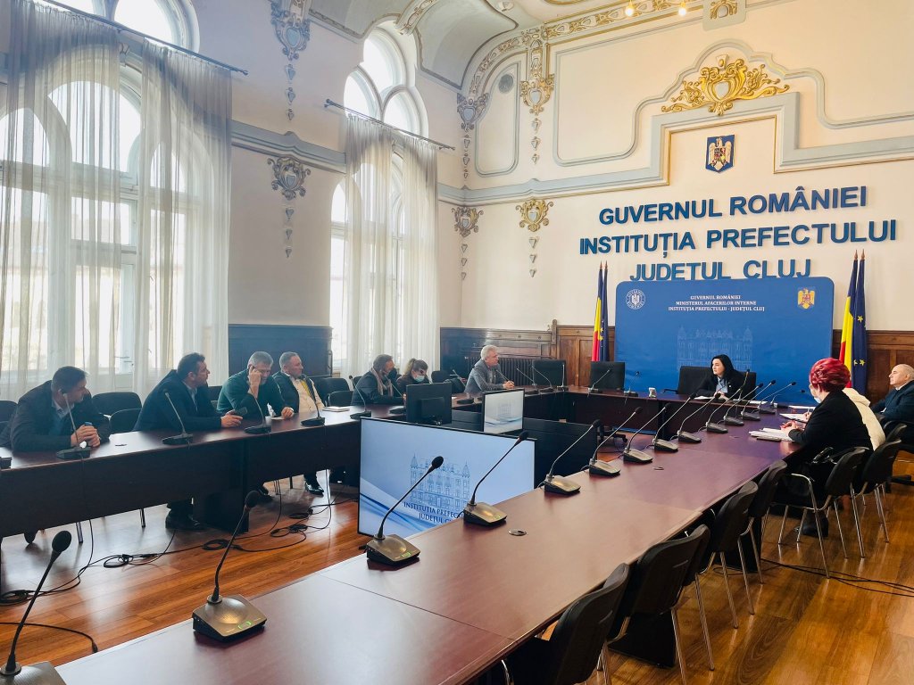 Ce s-a întâmplat la întâlnirea de la Prefectură cu firma care vrea să lase fără gaz mii de familii din Cluj