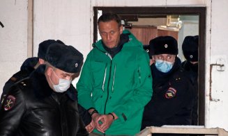 Opoziția din Rusia, pusă la pământ. Disidentul Aleksei Navalnîi a fost condamnat la încă nouă ani de închisoare