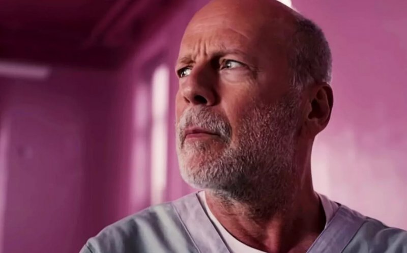 Bruce Willis renunţă la actorie. Suferă de afazie, o tulburare de limbaj cauzată de leziuni la nivelul creierului