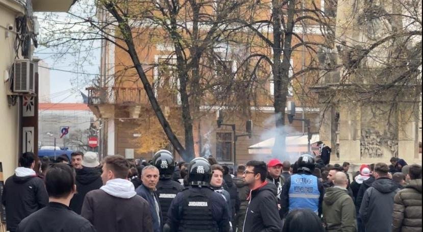 Bătaia ultrașilor la Cluj! Jandarmerie: doi suporteri reținuți, amenzile au sărit la 8.800 lei