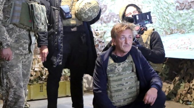 Sean Penn s-a gândit să se alăture rezistenței Ucrainei împotriva trupelor rusești
