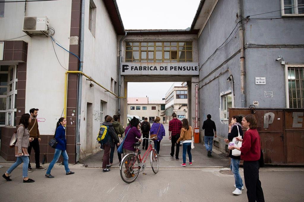 Povestea Fabricii de Pensule Cluj-Napoca: de la păr de veveriță și bursuc, la spațiu cultural independent