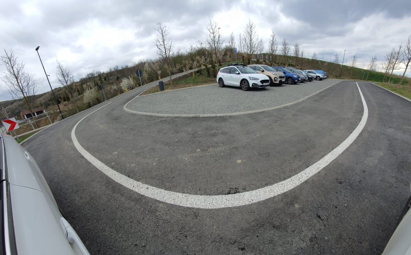 Minusuri la Parcul Tineretului – Pădurea Clujenilor: locurile de parcare sau lipsa umbrei: ''Nu vezi mare lucru, dar ai unde să te plimbi''