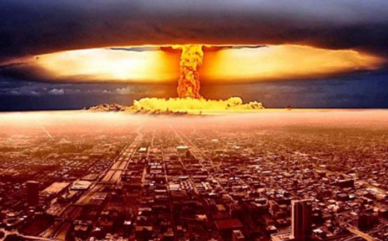 Strănepoata lui Hruşciov: Suntem mai aproape de un război nuclear decât am fost în timpul crizei rachetelor din Cuba