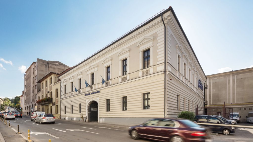Screening pentru depistarea fibromului uterin la Spitalul ARES Cluj. În luna mai, femeile au 50% reducere la consultul ginecologic