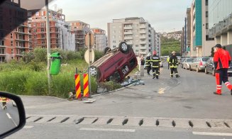 Polițiștii l-au reținut pe tânărul fără permis care a produs accidentul din Florești. Era rupt de beat și drogat