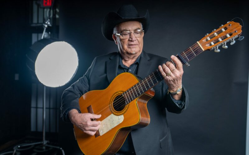 Legendarul Eliades OCHOA, fondator al Buena Vista Social Club, vine la TIFF2022