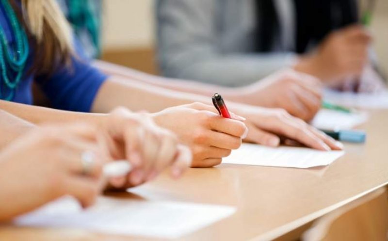 Cîmpeanu le transmite elevilor că examenele de Evaluare Naţională şi BAC vor fi "perfect adaptate" perioadei din ultimii doi ani
