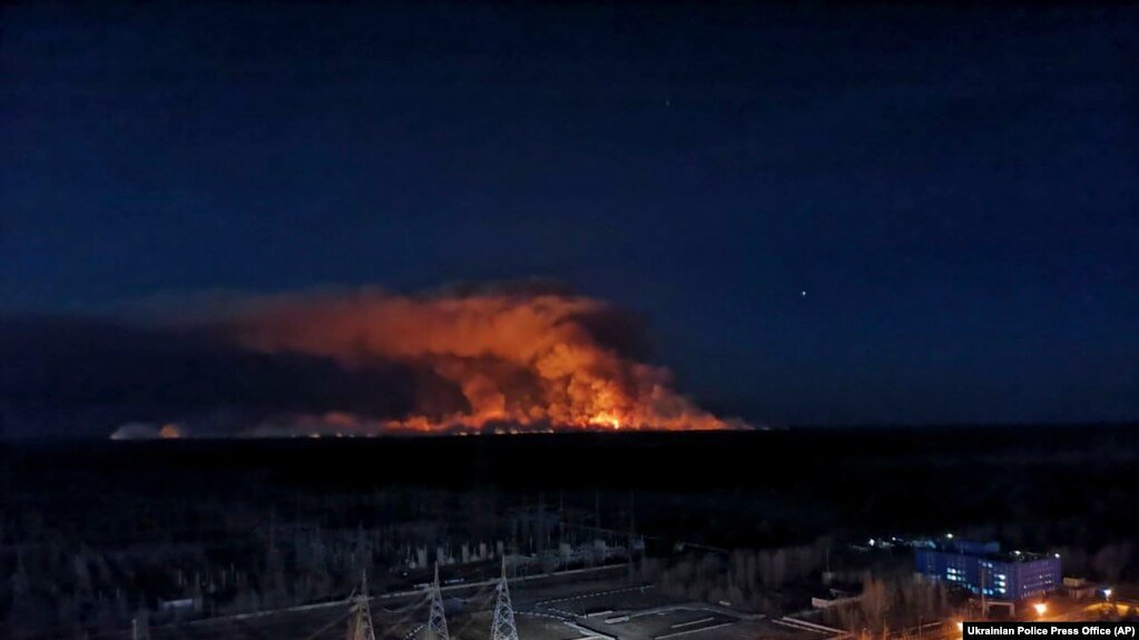 Incendiul de pădure de la Cernobîl. Ce spun autoritățile române despre valorile de radioactivitate