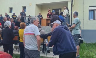 Primar din Cluj, întâlnire în bătătura satului pentru a asculta păsurile oamenilor