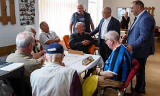 Au fost redeschise centrele pentru vârstnici din Cluj-Napoca: socializare, consiliere psihologică și cursuri de digitalizare