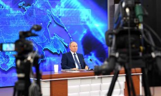 Vladimir Putin NU va răspunde la întrebările poporului. „Linia directă”, amânată