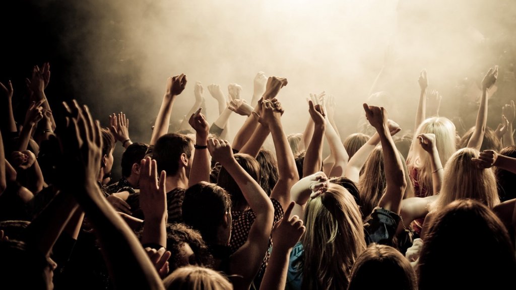Bode, după tragedia de la Saga: Suntem conştienţi că nu am făcut destul/ Pregătiri la MAI pentru festivalurile de la Cluj
