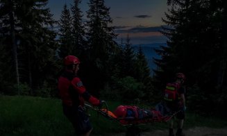 Caz șocant! Clujeancă, rănită și cu atac de panică, recuperată de salvamontiști după ce a fost lăsată pe munte de prieteni