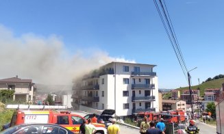 INCENDIU într-un bloc din Florești.7 autospeciale acționează la fața locului