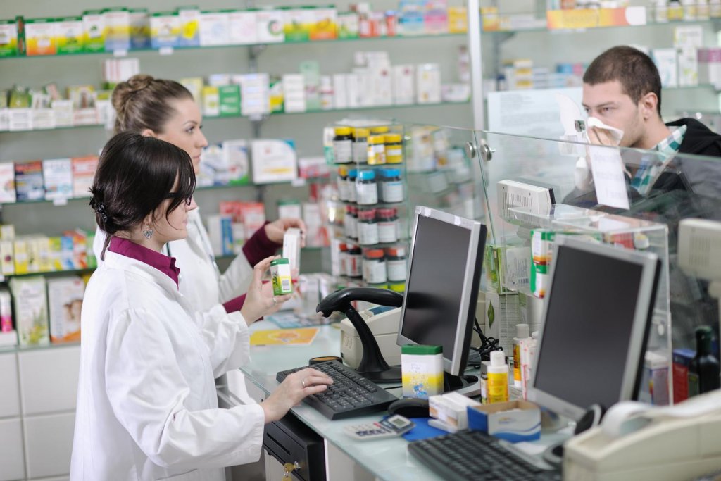 Farmaciștii din Clujul „prosper” sunt mai slab plătiți față de colegii din București și alte câteva orașe din România