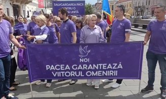 Dăncilă a fost la Cluj să cânte: „Să fie pace pe Pământ, să fie pâine pe masă”
