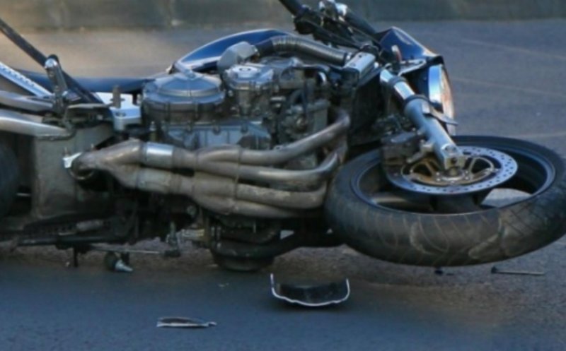Accident în centrul Clujului. Motociclist rănit după ce a fost acroşat de o mașină