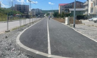 Se muncește de zor pe strada Eroilor din Florești! Primarul Pivariu supraveghează lucrările