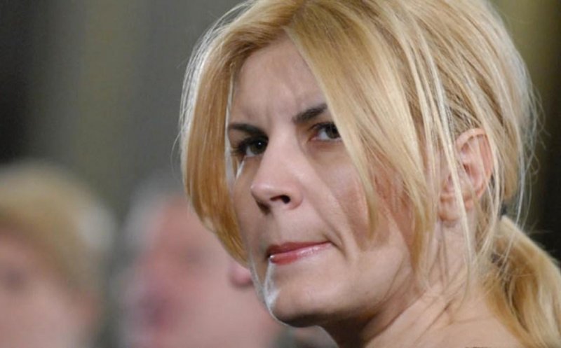 Elena Udrea, mesaj de revoltă din spatele gratiilor: "Stau arestată ilegal deja de 300 de zile. Nu îmi pot vedea copilul de mai bine de 3 luni”