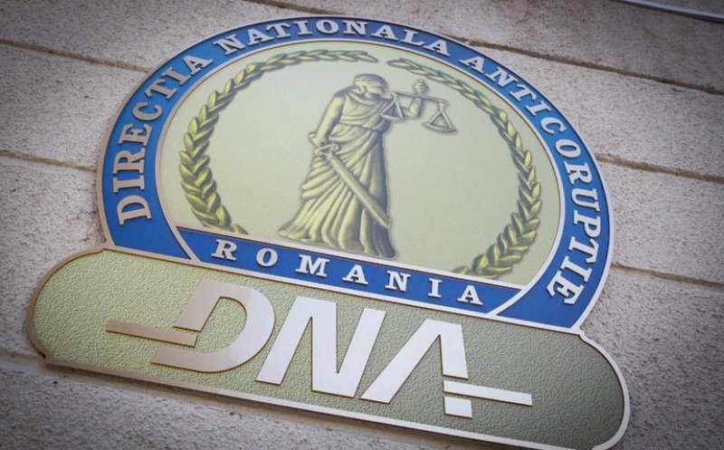 DNA Cluj a trimis în judecată un inspector ANAF. Ar fi luat mită 15.000 de euro