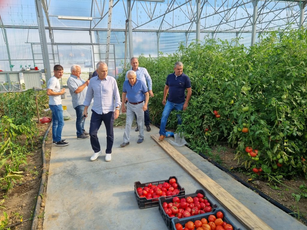 Noul vechi Ministru al Agriculturii, Petre Daea, în vizită de lucru la Cluj. Care e marea precocuapare a acestuia