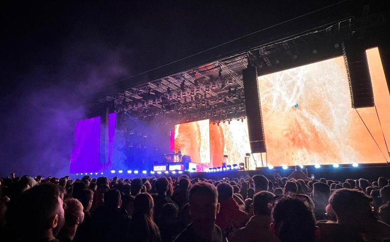 Radiografia poluantă a Electric Castle la final de festival: Ne bazăm tot pe diesel, nu pe electric, așa cum e festivalul/Un tren metropolitan ar fi făcut diferența