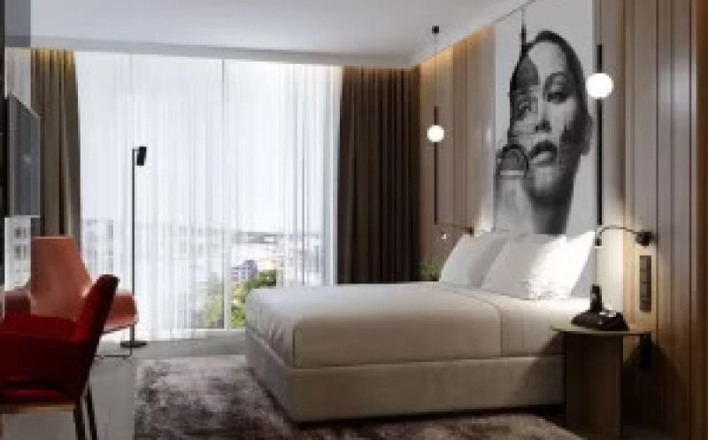 Cel mai nou hotel de 5 stele din Cluj-Napoca, asaltat de oferte de cazare la Electric Castle. Pentru UNTOLD s-a dat