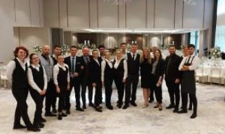 Cel mai nou hotel de 5 stele din Cluj-Napoca, asaltat de oferte de cazare la Electric Castle. Pentru UNTOLD s-a dat