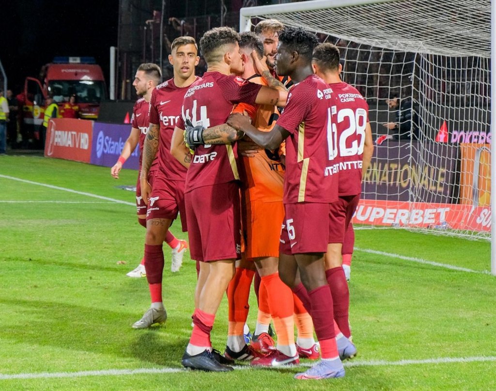 Brigadă de arbitri din Insulele Feroe la meciul dintre CFR Cluj și Inter Club d'Escaldes