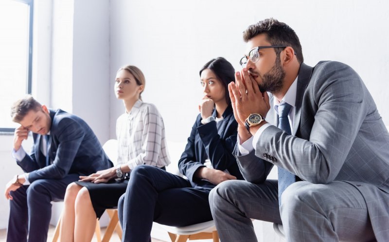 Nemulțumiți de job-ul actual sau vor să încerce ceva nou. 1 din 3 angajați doresc să își schimbe locul de muncă anul acesta
