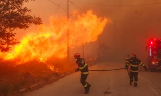 Mărturia pompierilor români care se luptă în Grecia: "Am salvat zeci de case"