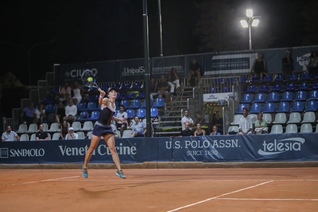 Noul clasament WTA. Irina Begu a avansat 12 locuri după victoria de la Palermo