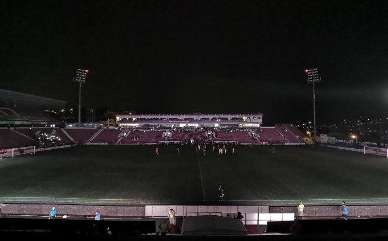 Probleme în Gruia. Jucătorii au rămas în beznă la meciul CFR Cluj - CS Mioveni