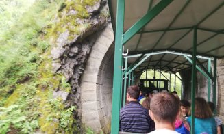 "Fain de tot, cum se zice în Ardeal": Peisaje unice cu mocăniţa de la Lunca Arieşului, la 70 de km de Cluj-Napoca