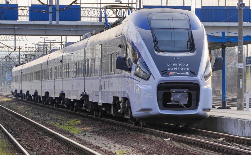 Începe o nouă licitaţie pentru încă 20 trenuri electrice de lung parcurs. Sunt vizate și două rute din Cluj