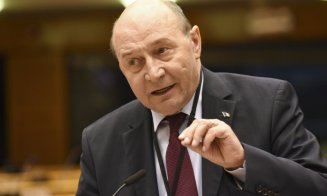 Traian Băsescu nu se lasă. Cere revizuirea sentinţei de colaborator al Securităţii