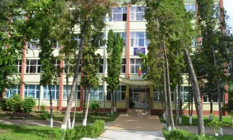 Boc: Constructorul Școlii ”Iuliu Hațieganu” intră pe lista rușinii