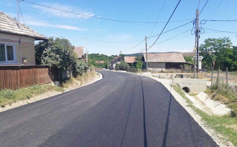 S-au încheiat lucrările pe două drumuri județene din Cluj. Cum arată acum