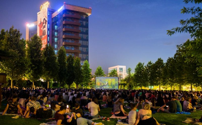 Sesiunile de yoga, meditație, fitness și film fac un mix perfect, în acest weekend, în Iulius Parc. Vino să te bucuri de evenimente (P)