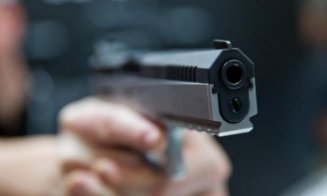 Bătaie și împușcături la o nuntă din Cluj-Napoca. Pistolarul a fost reținut