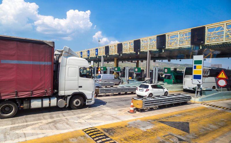 Soluție clujeană pentru companiile de transport mărfuri. Taxele de de drum vor fi plătite direct dintr-un sistem integrat