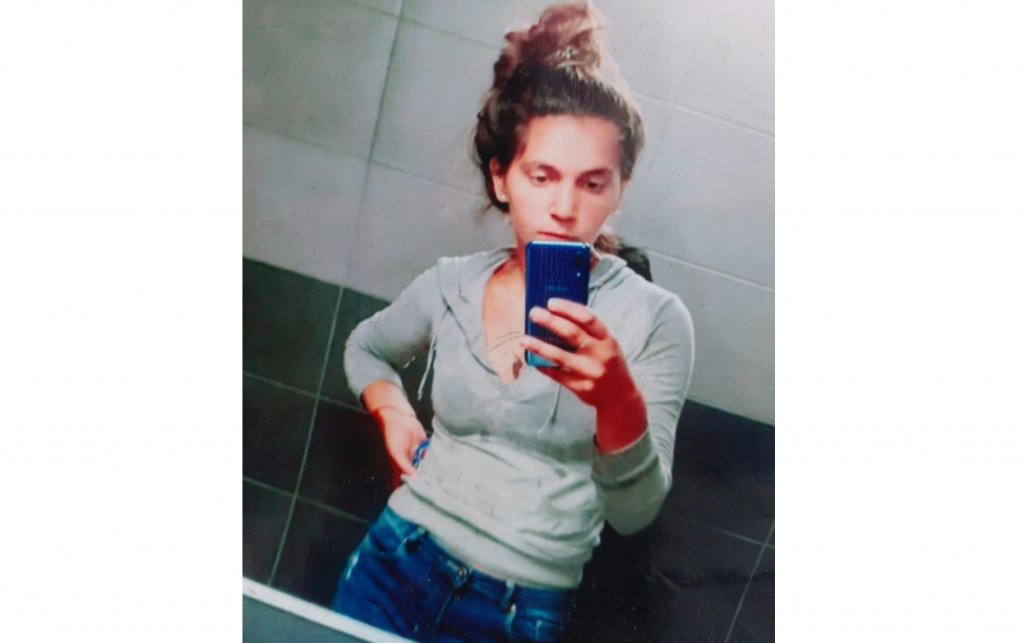 Adolescentă DISPĂRUTĂ de acasă. Apelați 112 dacă ați văzut-o!