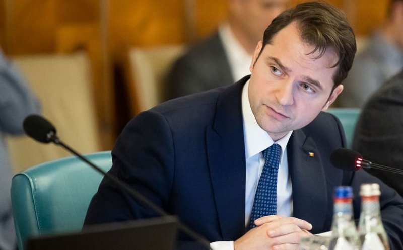Cine va prelua interimatul la Ministerul Educaţiei după demisia lui Cîmpeanu