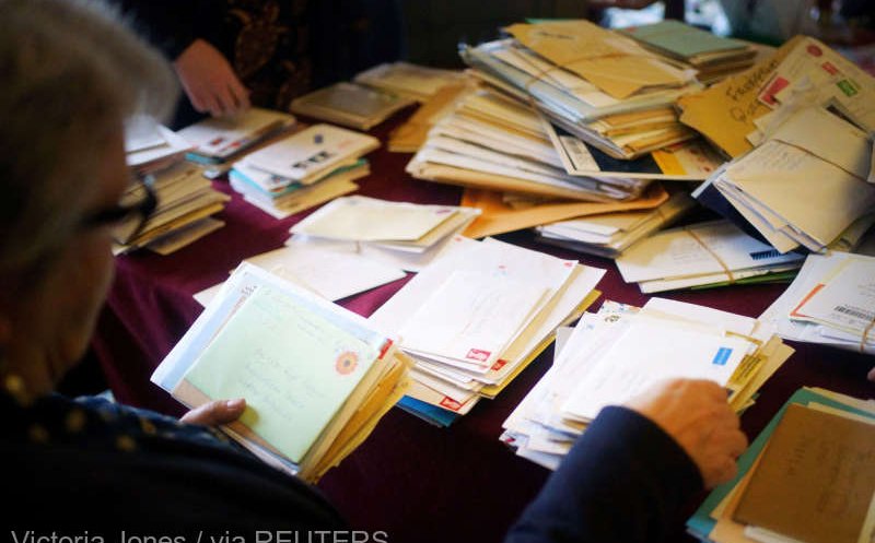 Familia Regală a primit peste 50.000 de scrisori și mesaje după moartea reginei Elisabeta a II-a