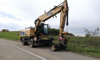 Au început lucrările pe un drum județean din Cluj. Se vor finaliza cu asfaltare